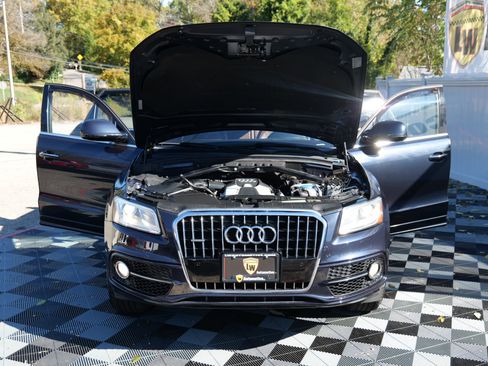 Used 2017 Audi Q5 3.0T Premium Plus w/ Technology Package image 48