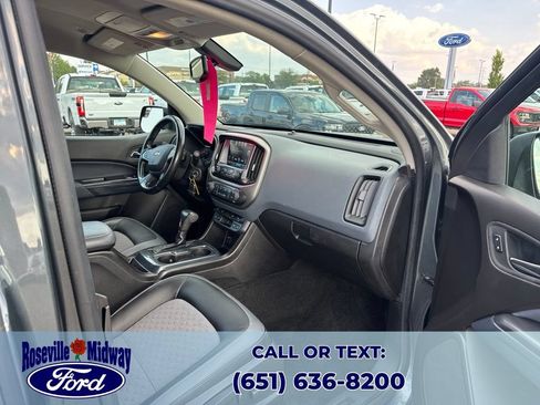 Used 2017 Chevrolet Colorado Z71 AWD/4WD image 30