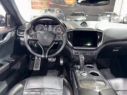 Used 2022 Maserati Ghibli Trofeo image 67