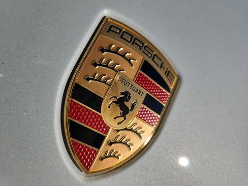 New 2026 Porsche Macan 4S Electric image 12