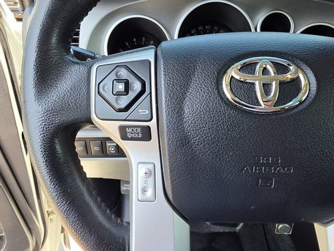 Used 2016 Toyota Sequoia Limited w/ Safety & Convenience Package RWD image 30