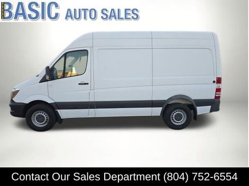 Used 2017 Freightliner Sprinter 2500 image 1