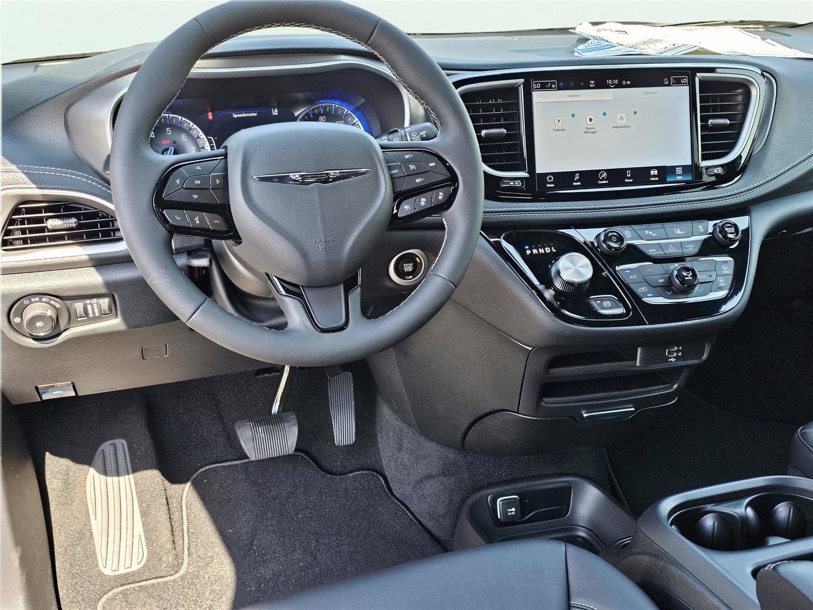 New 2026 Chrysler Pacifica Select w/ S Appearance Package FWD image 34
