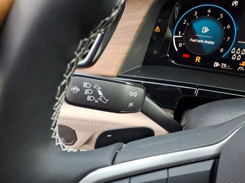 New 2026 Volkswagen Atlas SE image 13