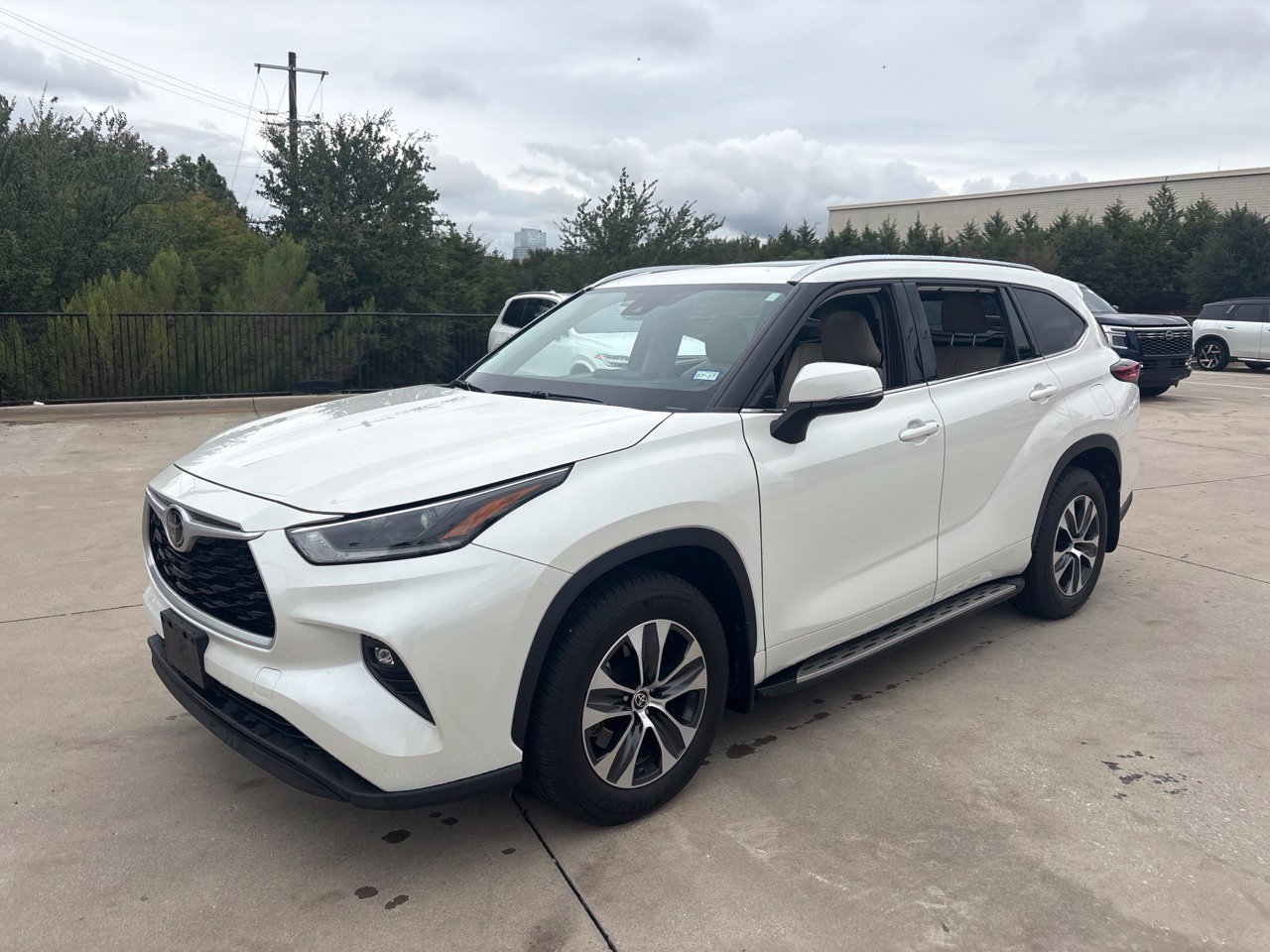 Used 2021 Toyota Highlander XLE AWD/4WD 360° Tour