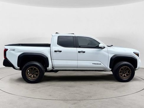 Used 2024 Toyota Tacoma TRD Off-Road w/ TRD Off Road Upgrade Package AWD/4WD image 6