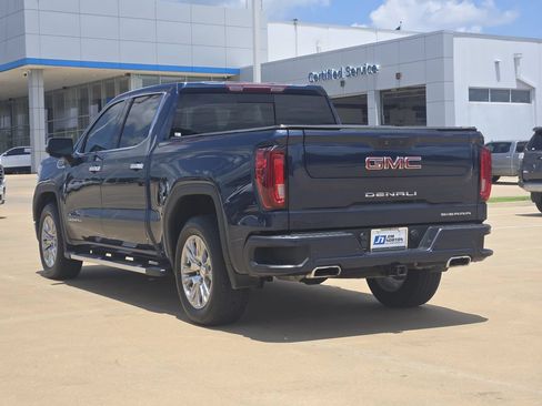 Used 2022 GMC Sierra 1500 Denali w/ Driver Alert Package II AWD/4WD image 5