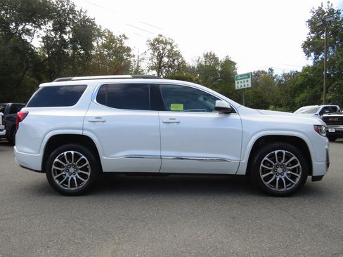 Used 2023 GMC Acadia Denali w/ Denali Ultimate Package image 5