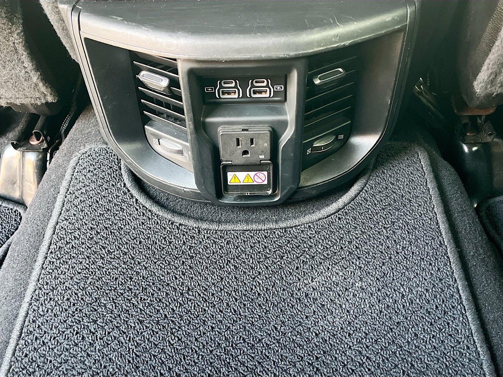 Used 2021 RAM 3500 Laramie w/ Cold Weather Group AWD/4WD image 24
