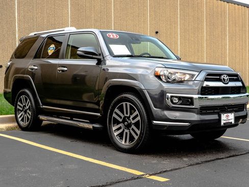 Used 2023 Toyota 4Runner Limited AWD/4WD image 2