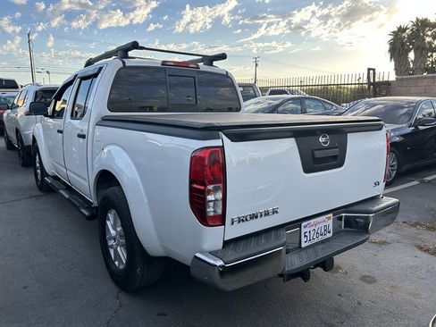 Used 2019 Nissan Frontier SV image 13
