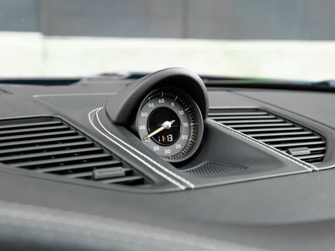 Certified 2022 Porsche 911 GT3 RWD image 25