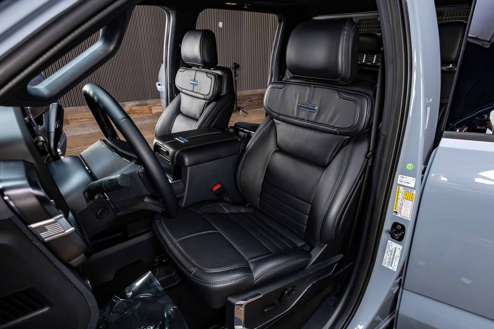 Used 2026 Ford F250 Platinum AWD/4WD image 31