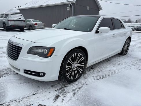 Used 2013 Chrysler 300 S image 1
