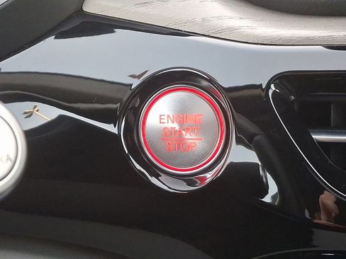 Certified 2025 Acura MDX w/ Advance Package image 25