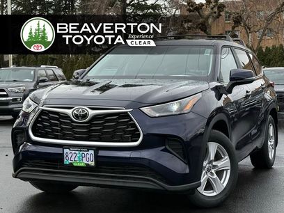 Used 2023 Toyota Highlander L