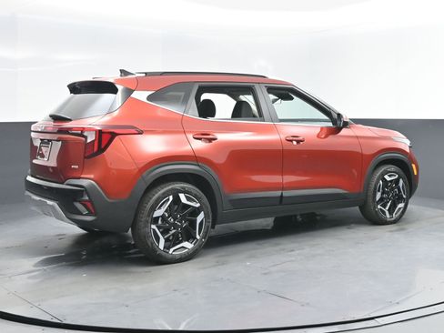 New 2026 Kia Seltos SX image 4