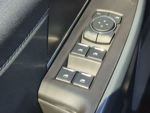 Certified 2023 Ford F150 Lariat w/ Equipment Group 502A High image 23