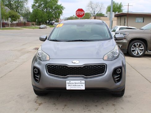 Used 2018 Kia Sportage LX AWD/4WD image 3
