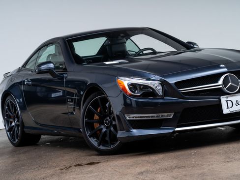 Used 2014 Mercedes-Benz SL 63 AMG image 2