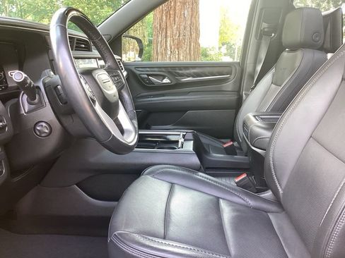 Used 2023 GMC Yukon Denali w/ Denali Reserve Package AWD/4WD image 4