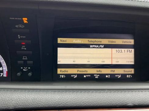 Used 2010 Mercedes-Benz CL 550 4MATIC image 34