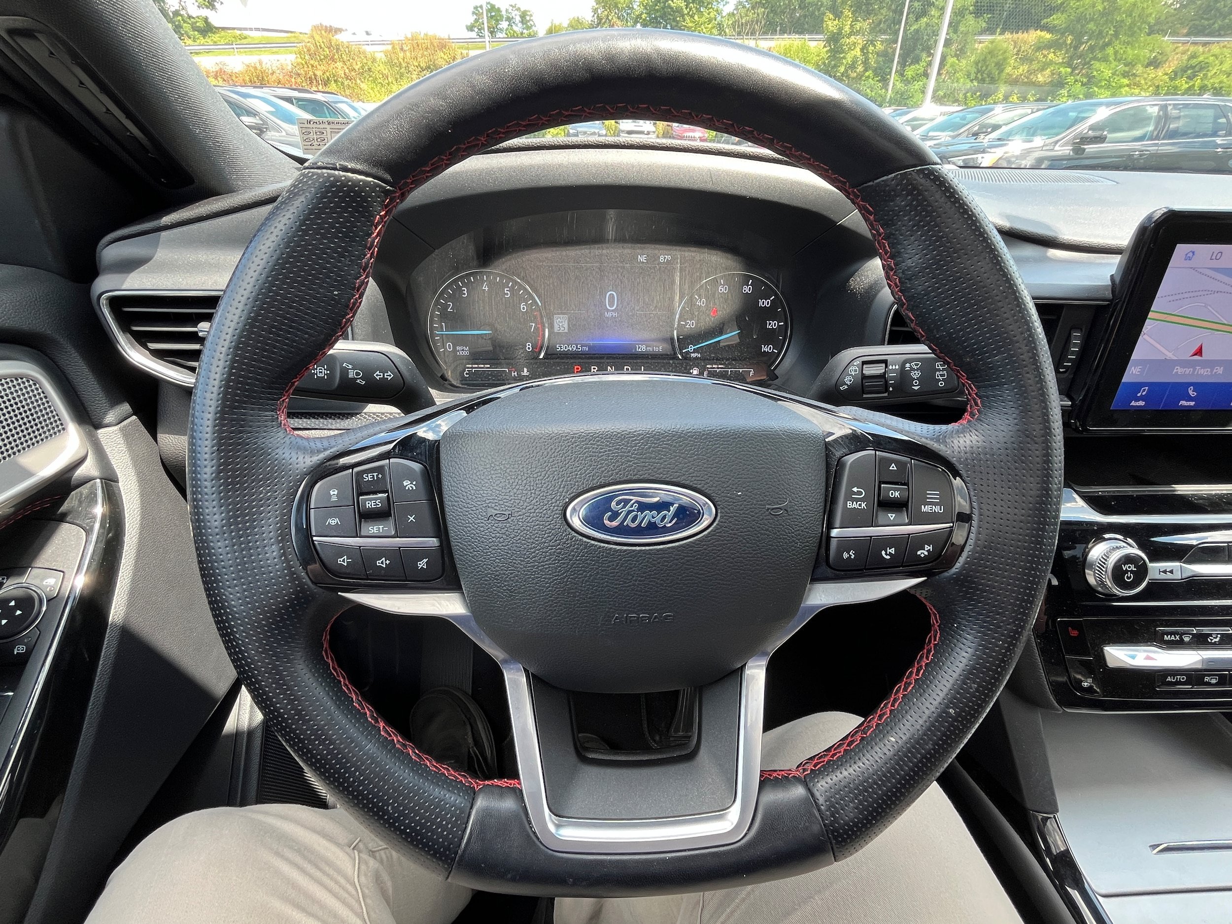 Certified 2022 Ford Explorer ST-Line AWD/4WD image 29