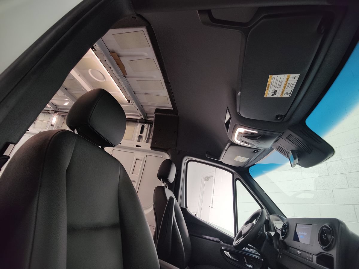 Used 2023 Mercedes-Benz Sprinter 2500 image 18
