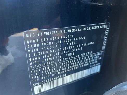 Used 2025 Volkswagen Taos SE image 24