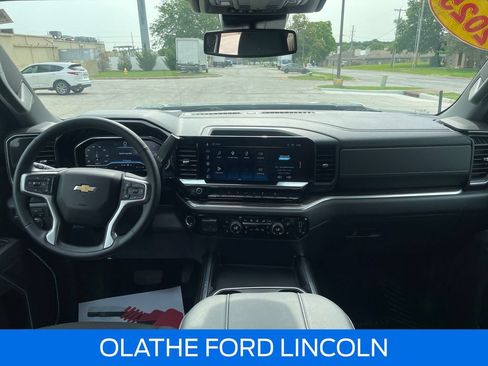 Used 2025 Chevrolet Silverado 2500 LT w/ All Star Edition AWD/4WD image 15
