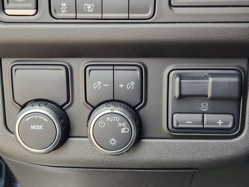 Used 2023 Chevrolet Tahoe LT w/ LT Signature Package image 21