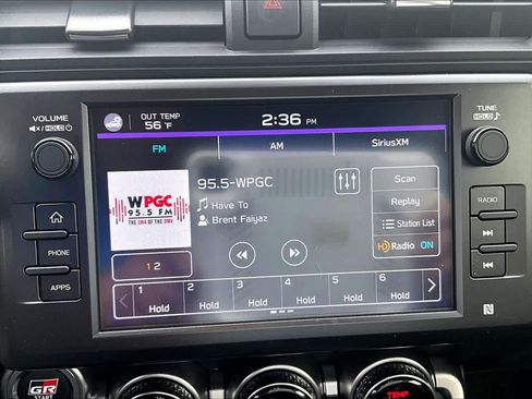 Used 2024 Toyota GR86 image 32