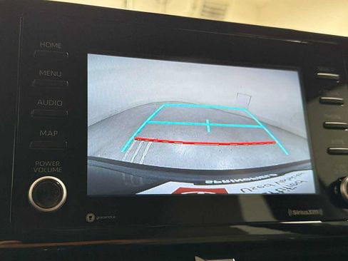 Certified 2022 Toyota Corolla Cross L FWD image 19