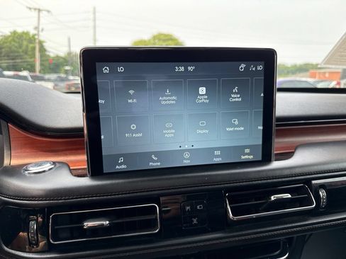 Used 2022 Lincoln Aviator Reserve w/ Equipment Group 201A AWD/4WD image 39