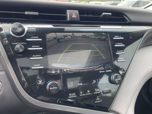Used 2020 Toyota Camry XSE FWD image 29