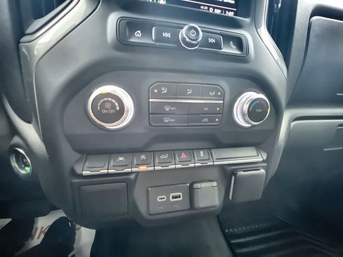 Used 2024 GMC Sierra 1500 Pro w/ Pro Value Package image 17