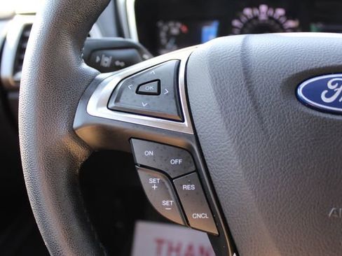 Used 2020 Ford Fusion SEL FWD image 15
