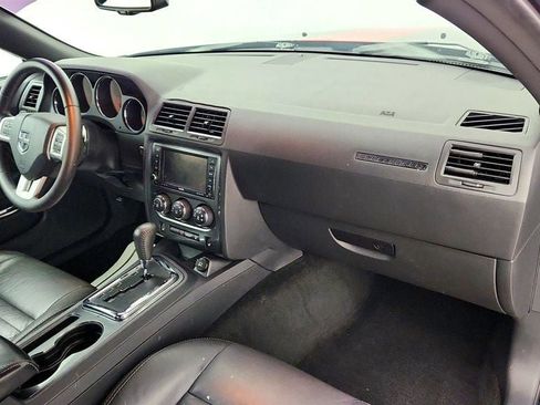 Used 2013 Dodge Challenger SXT RWD image 24