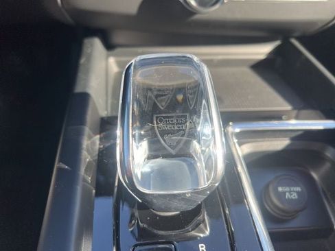 New 2026 Volvo XC60 B5 Plus w/ Protection Package Premier AWD/4WD image 32