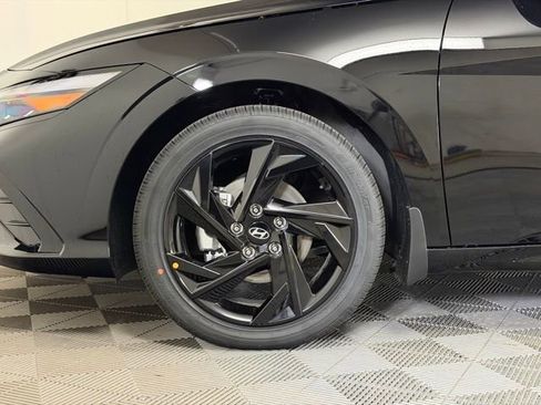 New 2026 Hyundai Elantra SEL Sport Premium FWD image 9
