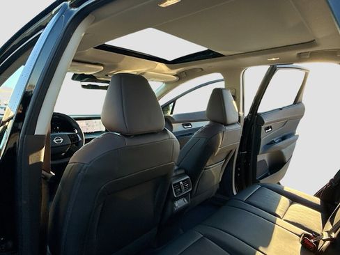 New 2026 Nissan Murano Platinum image 6