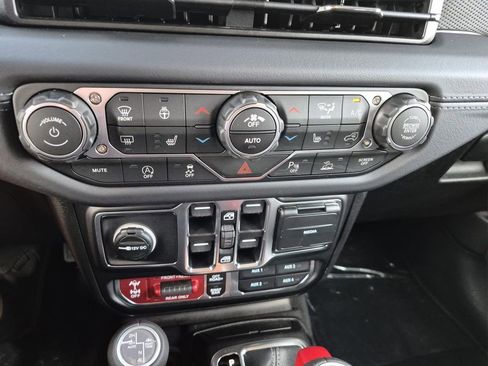 New 2026 Jeep Wrangler Unlimited Rubicon image 21