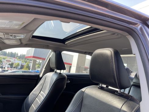 Certified 2016 Toyota Camry XLE w/ Moonroof Package FWD image 21