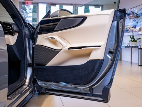 Certified 2025 Ferrari Purosangue image 25