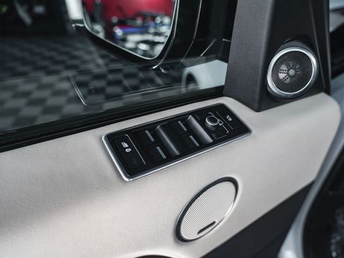 Used 2016 Land Rover Range Rover Long Wheelbase Supercharged image 30