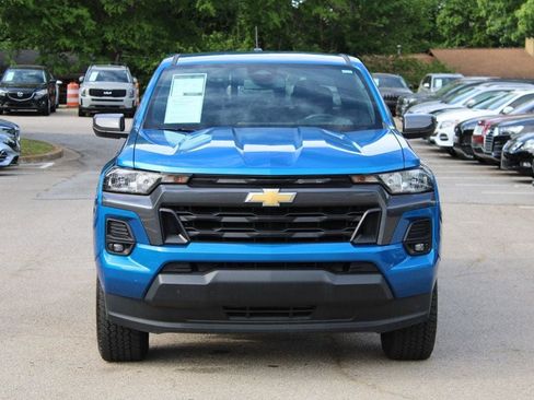 Used 2024 Chevrolet Colorado LT w/ LT Convenience Package II RWD image 2