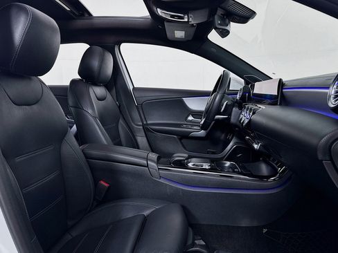 Certified 2019 Mercedes-Benz A 220 image 7