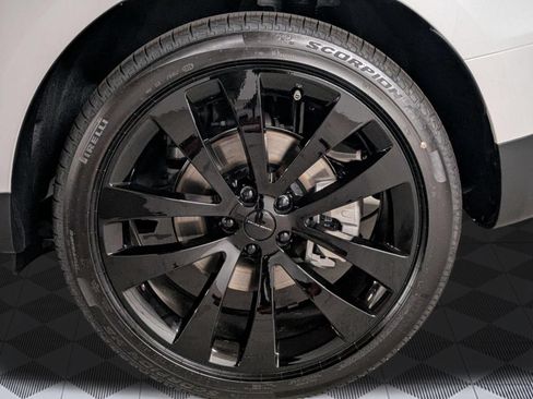 New 2026 Land Rover Range Rover Sport SE AWD/4WD image 9