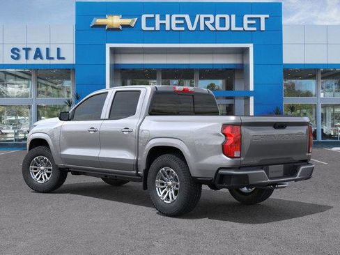 Used 2026 Chevrolet Colorado LT RWD image 3