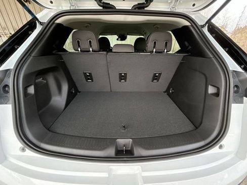 New 2027 Chevrolet Bolt LT image 23